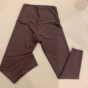 ONZIE yoga athletic leggings purple SZ Small